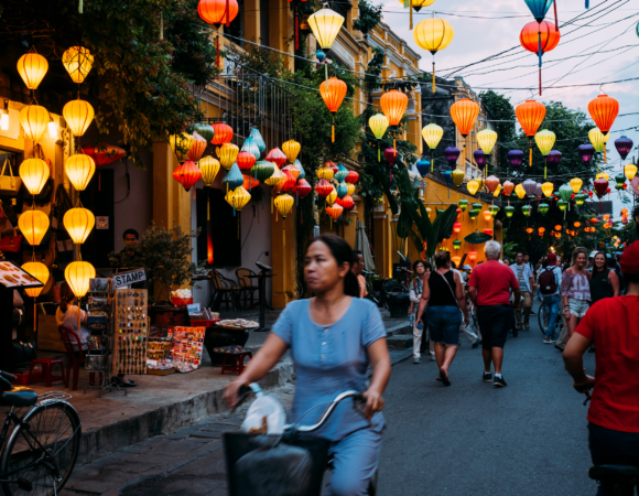Việt Nam – Nơi Bắt Đầu Hành Trình Mới Với Hòa Bình